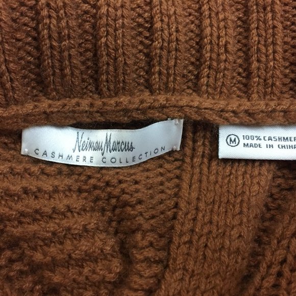Neiman Marcus Cashmere Sweater Cardigan Size M Dark Tan color - Picture 3 of 3
